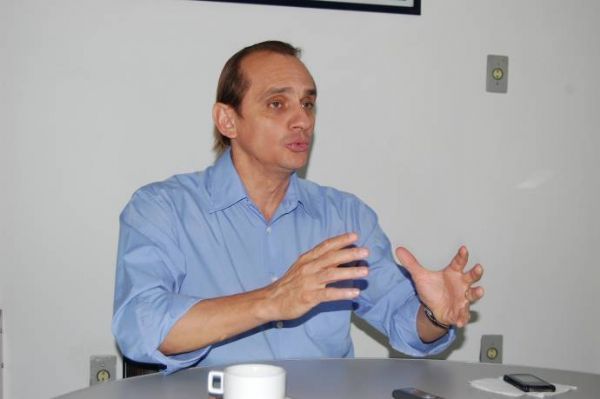 Wilson Santos monta consultoria na Cmara Federal e elogia liderana de Leito