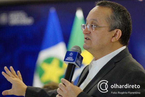 Pedro Taques avalia opes para compor staff mais poltico em reforma do secretariado