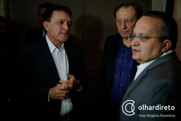 Antnio Joaquim em dilogo com o governador Pedro Taques