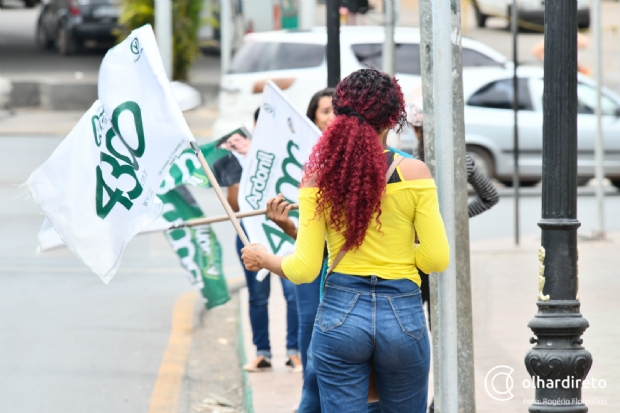 Conhecidos das eleies: saiba as condies de trabalho dos cabos eleitorais