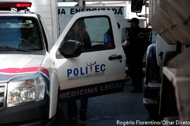 Criminosos interceptam ambulncia e executam jovem que havia sido baleado