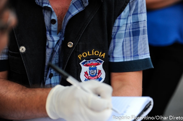 Corpo de idoso  encontrado por populares em terreno baldio