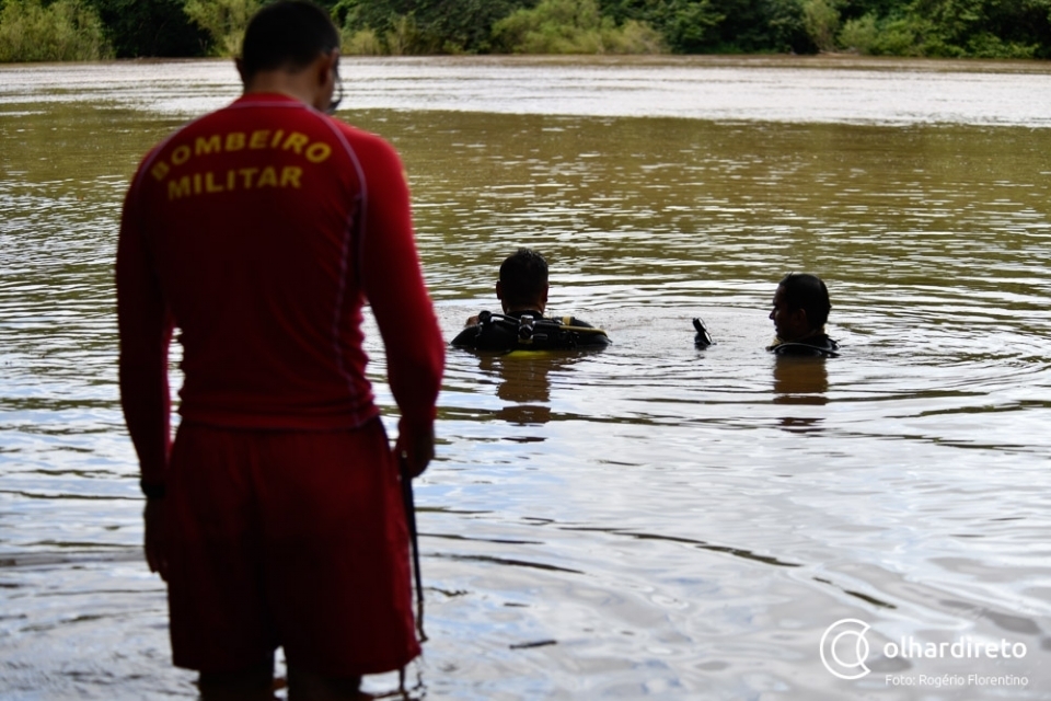 Bombeiros encontram corpo de jovem de 19 anos que morreu afogado em lago