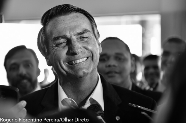 Gesto de Jair Bolsonaro  aprovada por 62% dos mato-grossenses, mostra Ibope