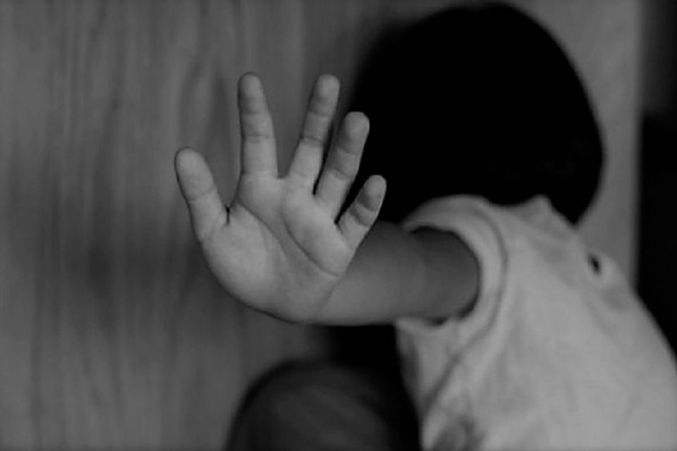 Av  preso aps estuprar neta de 5 anos no interior de MT