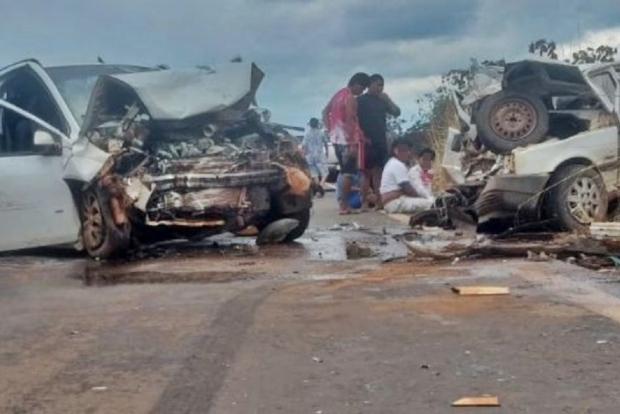 Indgena morre em coliso frontal entre Uno e Fiesta em rodovia estadual