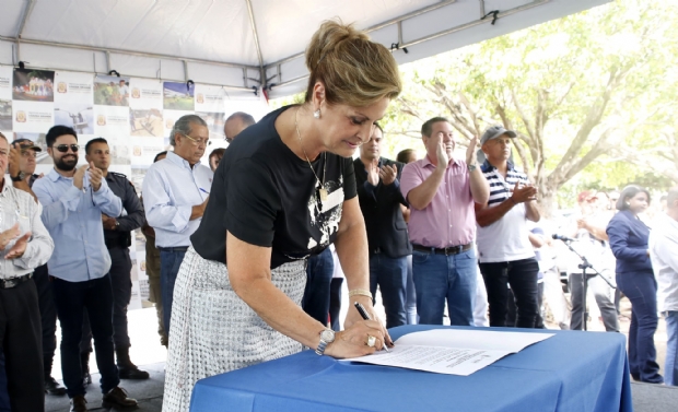 Lucimar Campos anuncia R$ 20 milhes em investimentos na Sade e Educao de Vrzea Grande