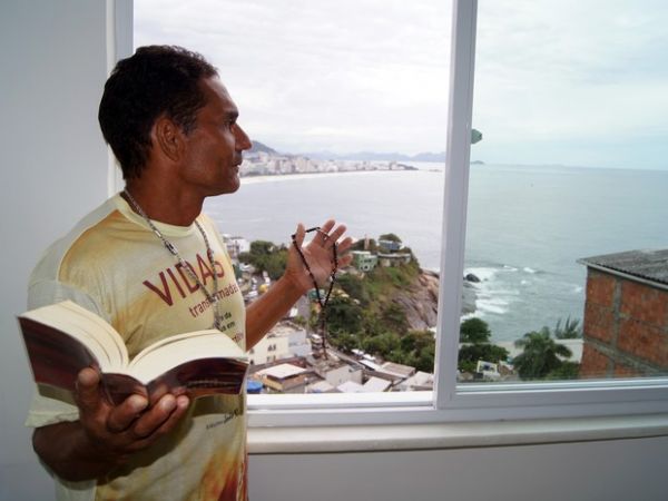 'Triplex' em favela vira hospedagem VIP para a visita do Papa ao Rio