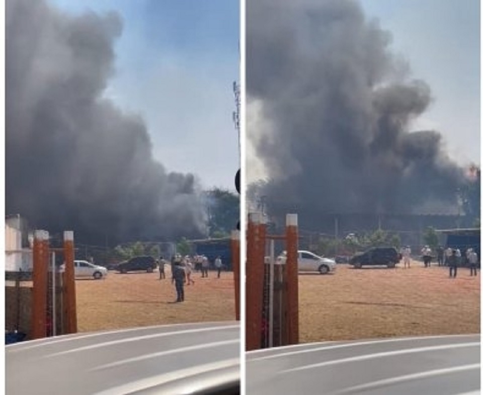 Incndio atinge empresa de reciclagem em distrito de Cuiab; oito viaturas do Corpo de Bombeiros no local