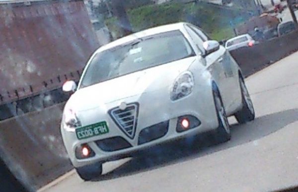 Leitores flagram carros da 'extinta' Alfa Romeo em Minas Gerais