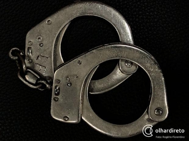 Condenado a mais de 16 anos de priso  preso em residencial na regio do CPA