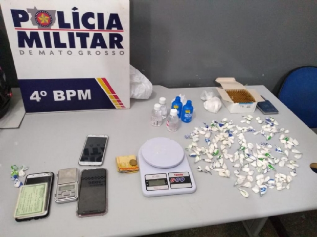 PM apreende 99 ampolas de material que 'potencializa' efeito da cocana