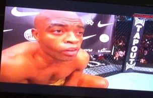 Famosos comentam vitria de Anderson Silva no UFC 148