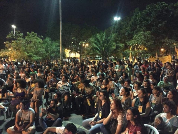 Alunos da UFMT deflagram greve estudantil contra aumento de preo no Restaurante Universitrio