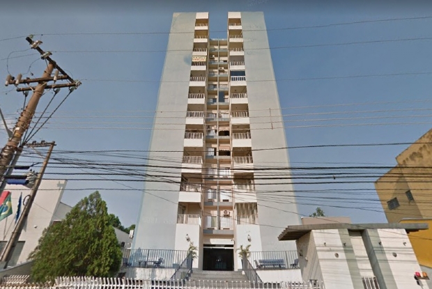 ​Ladro escala prdio at quarto andar e  detido pelo dono do apartamento