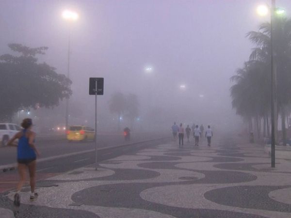 Nevoeiro impede abertura do Aeroporto Santos Dumont