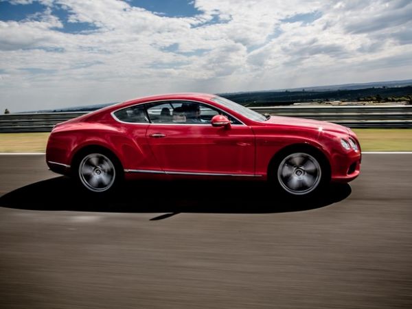 Bentley lana carro que parte de R$ 1,13 milho no Brasil
