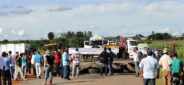 Pontes sero fechadas em Barra do Garas s quinze horas desta quarta-feira