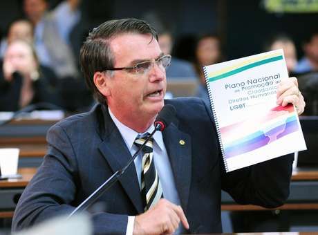 Petio online pede cassao do mandato de Bolsonaro