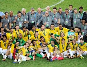 Brasil sobe do 22 para o 9 lugar no ranking da Fifa; Fria segue soberana