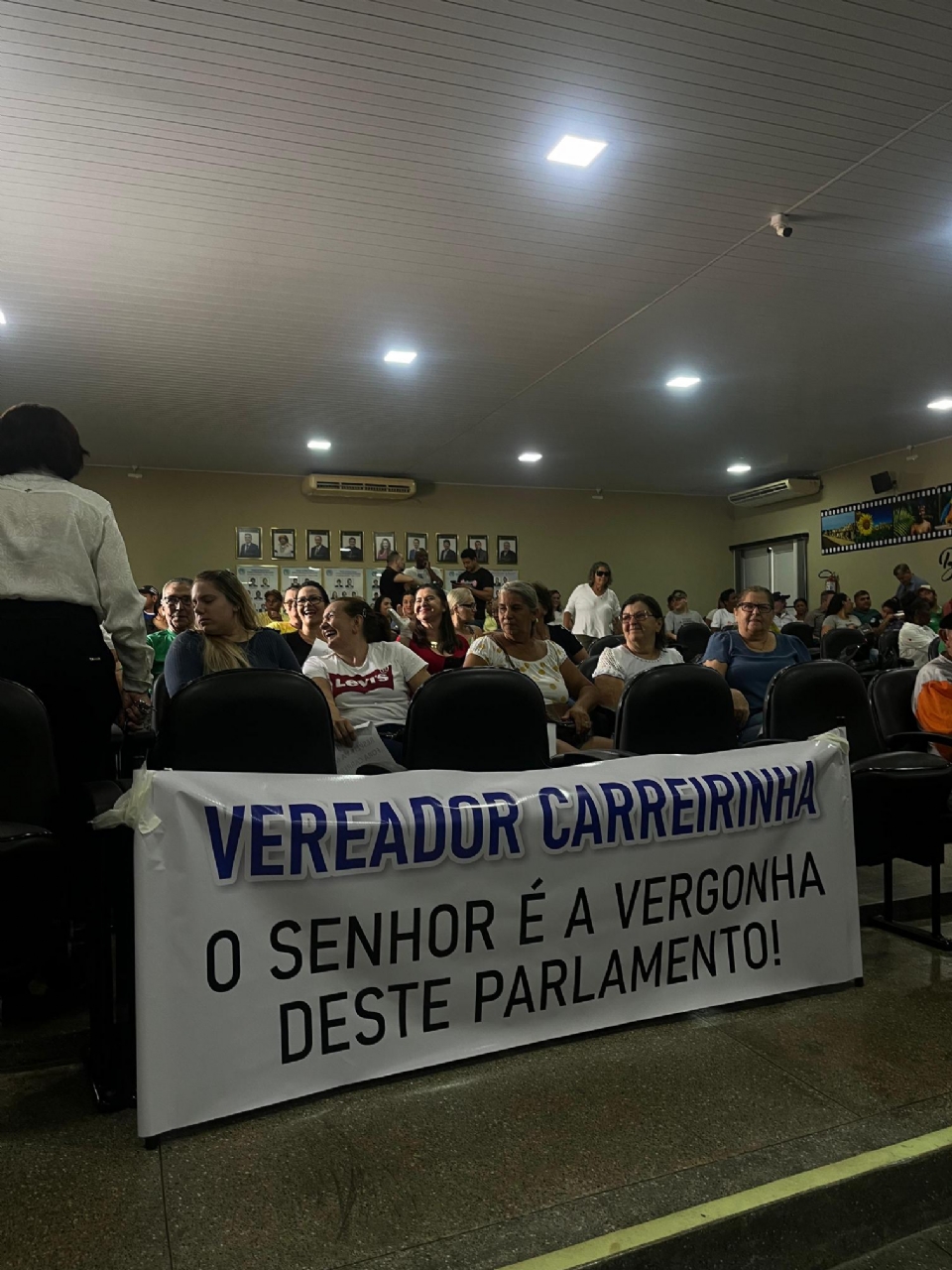 Vereador  alvo de protesto