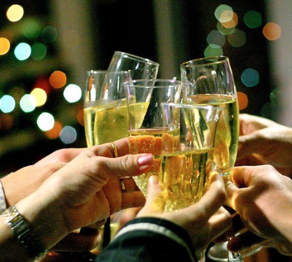 Psiquiatra alerta para perigos do excesso de lcool nas festas de fim de ano