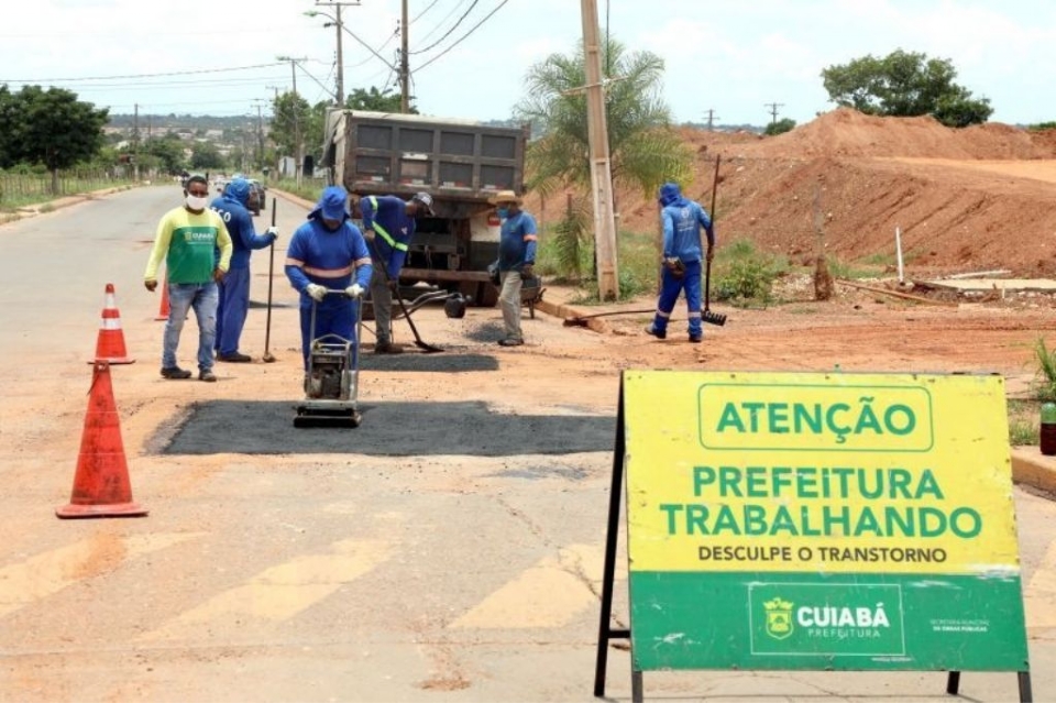 Vice-prefeito prepara plano emergencial para recapeamento das vias em Cuiab