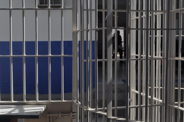 Governo anula certame para construo de cadeia em Vrzea Grande