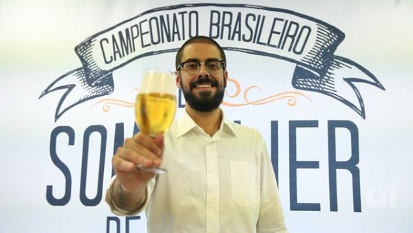 Melhor sommelier de cerveja do Brasil diz que tem muita hora/copo