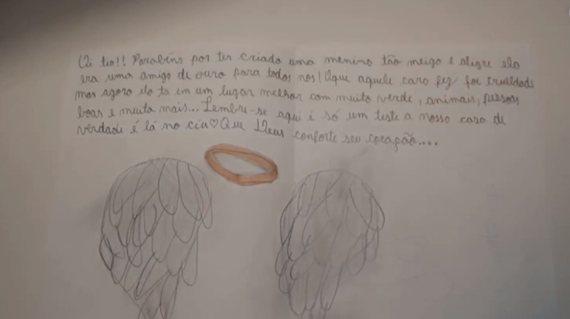 Amigos de vtima em chacina escrevem carta consolando pai: 'parabns por ter criado uma menina to meiga'