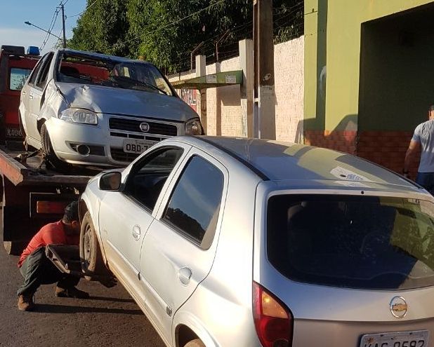 Trs so presos por receptao de um Celta em Vrzea Grande; vtima surpreendeu ladres