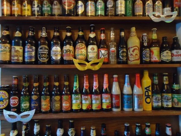 Com ascenso da classe C, bar no Alemo investe em cerveja gourmet