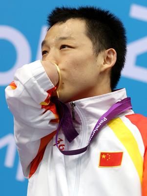 Chins Qing Xu venceu os 50 m livre S6 cravando novo recorde mundial nesta tera