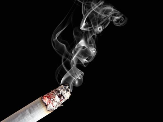 Fumo 'apodrece' crebro, diz estudo britnico