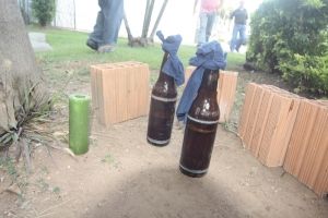 Cmara  alvo de ataque com coquetel molotov; quatro garrafas foram encontradas