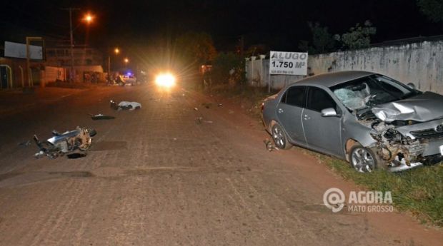 Motorista de Corolla ultrapassa em faixa proibida causa morte de motociclista e escapa de linchamento