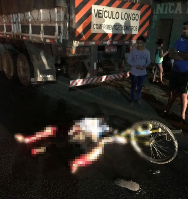 Ciclista morre atropelado por carreta em rodovia federal