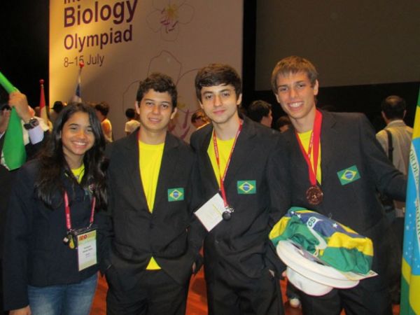 Brasil conquista bronze e meno honrosa em mundial de biologia