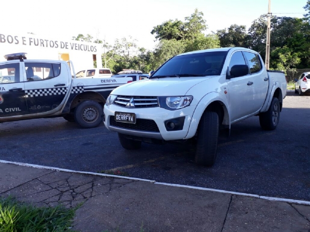 Sargento do Corpo de Bombeiros  preso com L200 roubada durante vistoria no Detran