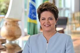 Dilma diz que novo presidente paraguaio possibilita melhora em relaes