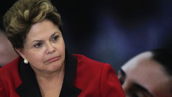 Dilma sancionar sem vetos lei dos royalties para educao e sade