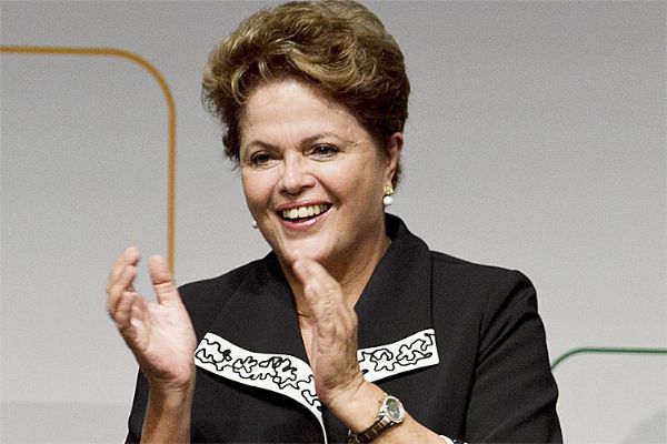 Dilma tem 36%, Marina, 21%, e Acio, 20%, diz pesquisa Datafolha