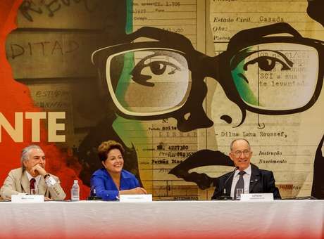 Ilustrador quer processar o PT pelo uso de desenho de Dilma
