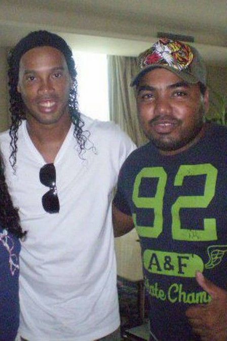 DJ amigo de Ronaldinho Gacho que animava festas de jogadores  achado morto em hotel de luxo no Rio
