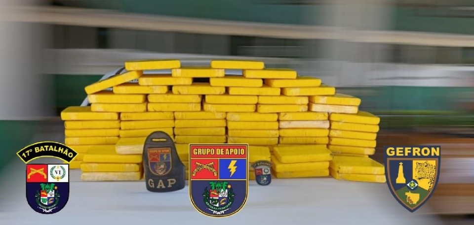 Quadrilha de mulas do trfico de drogas  presa com R$ 2 milhes em cocana na fronteira