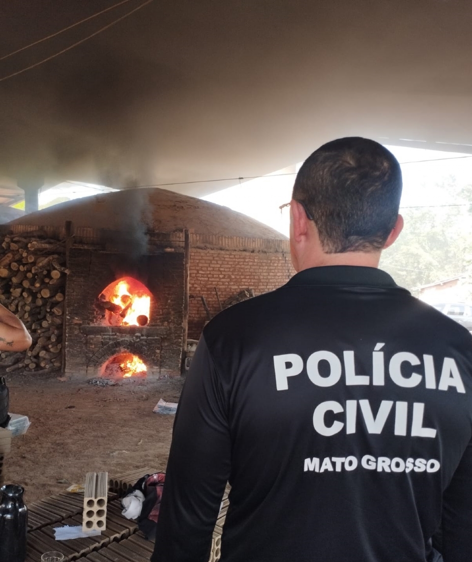 Polcia Civil incinera quase 150 quilos de cloridrato de cocana em Barra do Garas