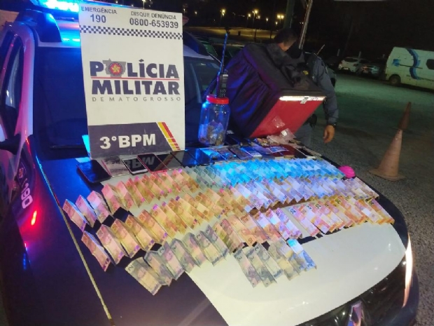 PM desarticula quadrilha aps prender motorista de aplicativo que distribua drogas