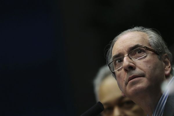 Temendo romper aliana com PT, PMDB est preocupado com situao de Eduardo Cunha