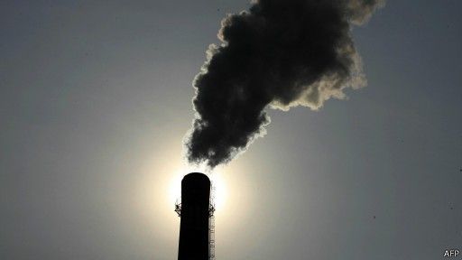 Relatrio sugere 'desacelerao permanente' de emisses de CO2