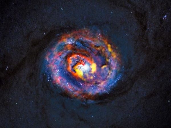 Telescpio estuda mistrio de jatos emitidos por buracos negros gigantes